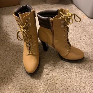 J.Lo Jennifer Lopez boot heels size 8.5